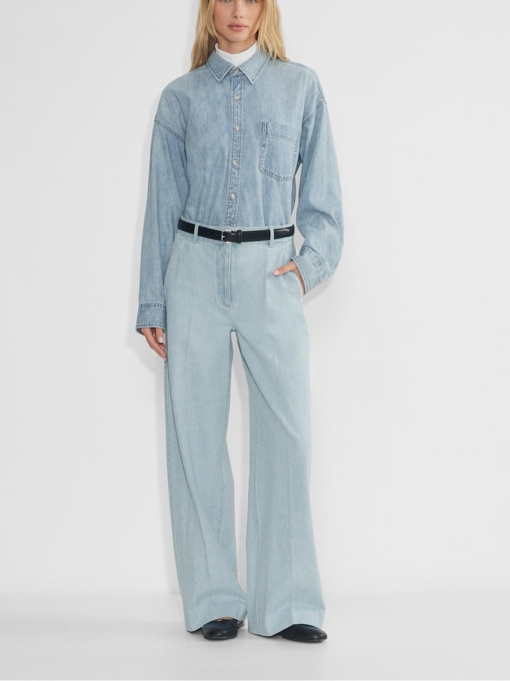 Babaton Aritzia Meetup Wide Jeans, Size 8, Color No-Stress Bleach Blue